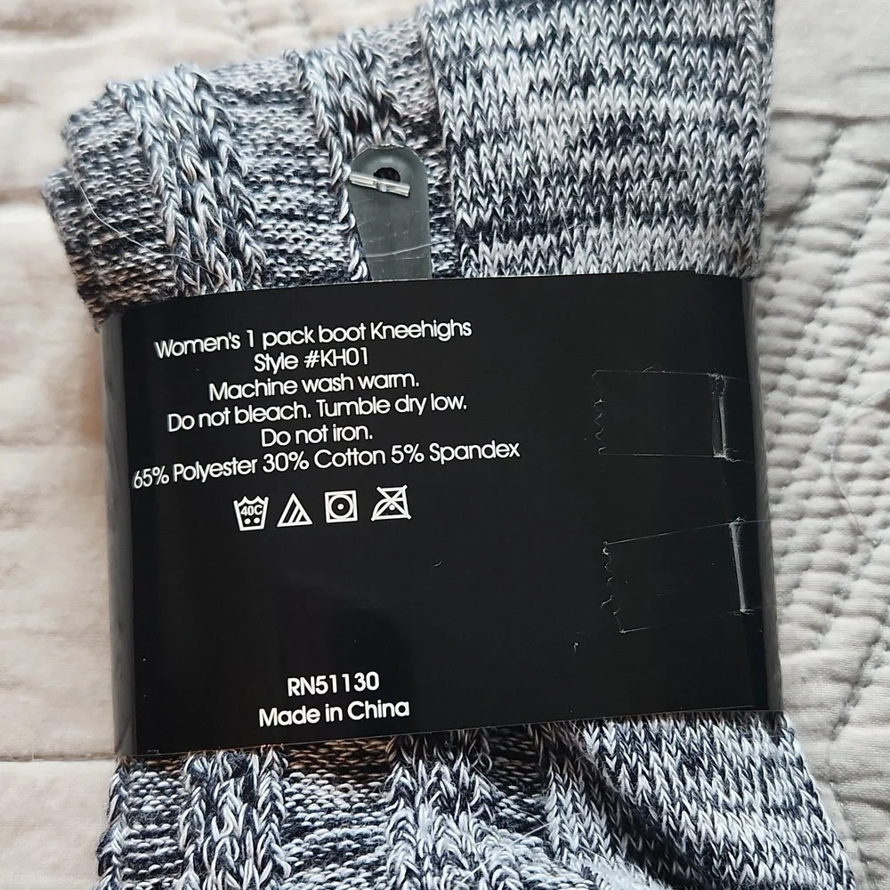 Boot Kneehigh Socks With Button Accents